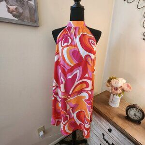 Retro-Inspired Halter Dress - Perfect for Summer Parties!